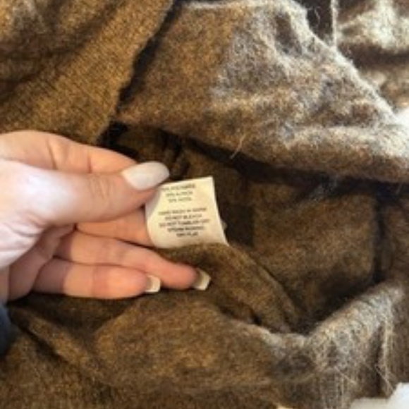 Brooklyn Industries Pullover Shoulder Button Sweater - Picture 6 of 6